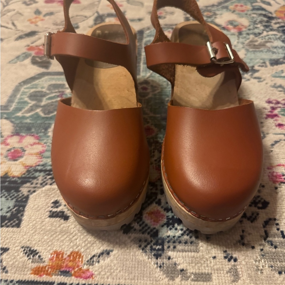 Mia Clogs - image 5